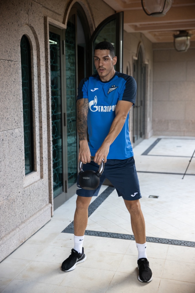 Зимние «Газпром» — тренировочные сборы в Абу-Даби. 18 января, утренняя тренировка