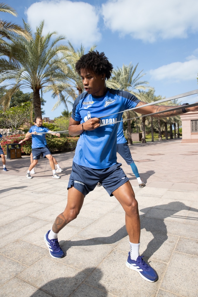 Зимние «Газпром» — тренировочные сборы в Абу-Даби. 18 января, утренняя тренировка