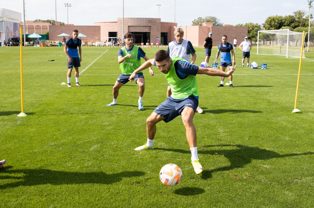Зимние «Газпром» — тренировочные сборы в Абу-Даби. 18 января, утренняя тренировка