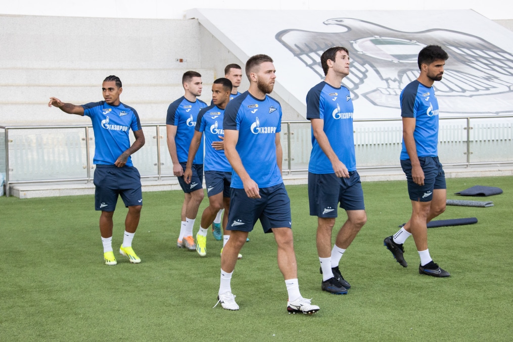 Зимние «Газпром» — тренировочные сборы в Абу-Даби. 19 января, вечерняя тренировка