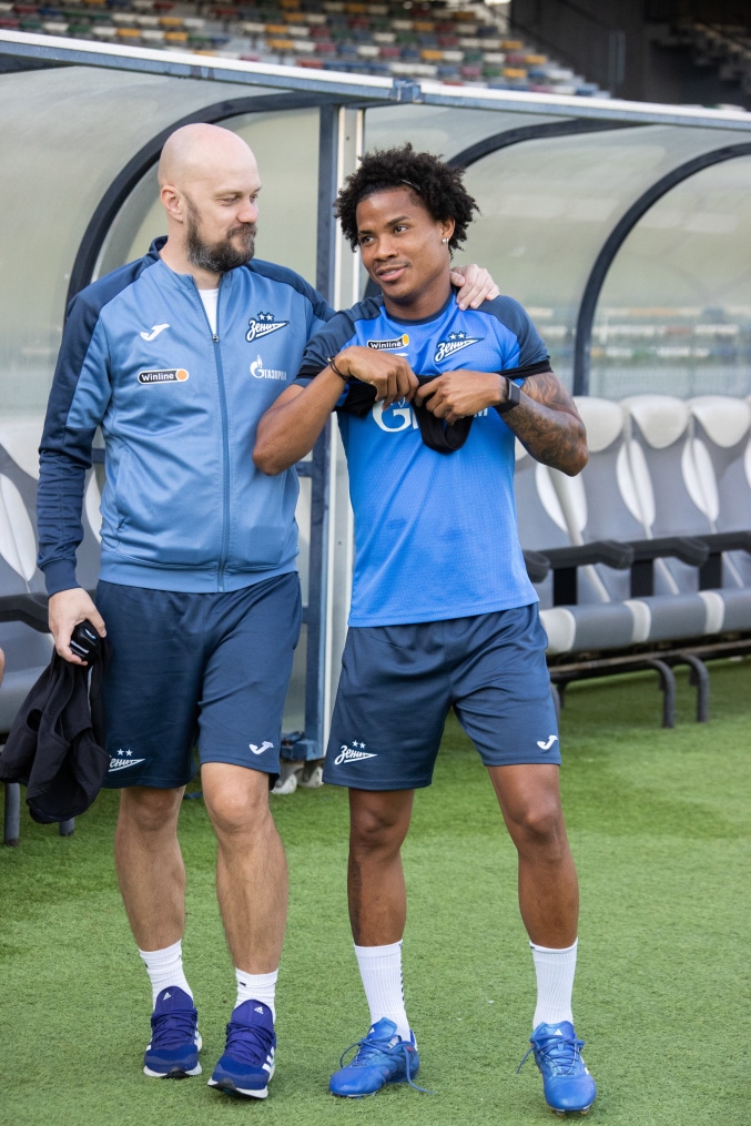 Зимние «Газпром» — тренировочные сборы в Абу-Даби. 19 января, вечерняя тренировка