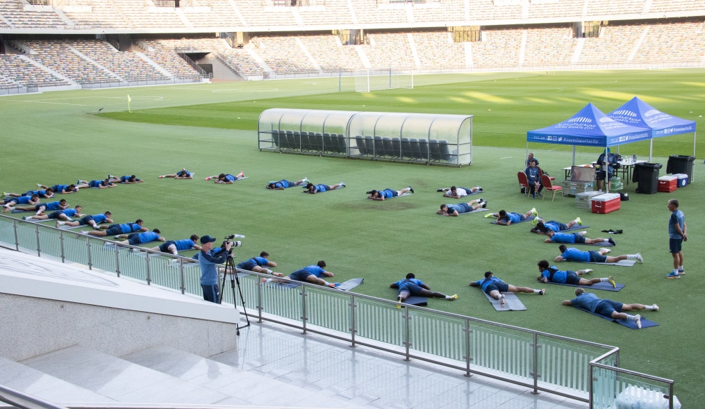 Зимние «Газпром» — тренировочные сборы в Абу-Даби. 19 января, вечерняя тренировка