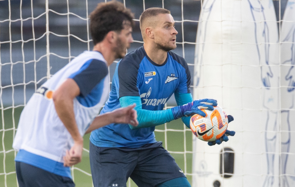 Зимние «Газпром» — тренировочные сборы в Абу-Даби. 19 января, вечерняя тренировка