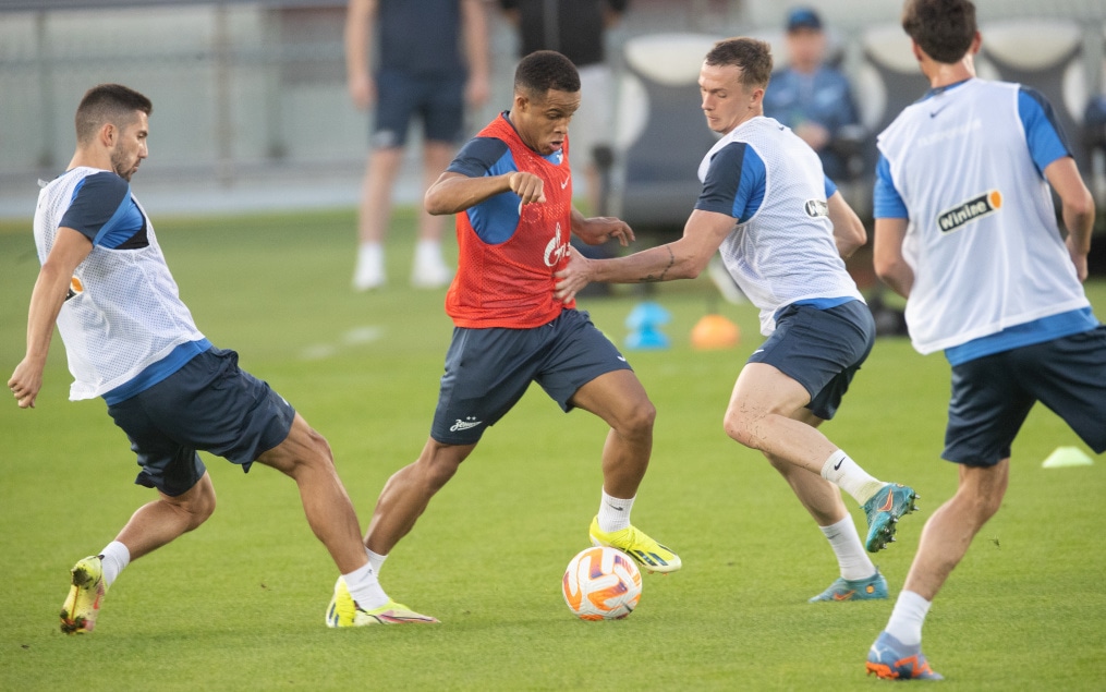 Зимние «Газпром» — тренировочные сборы в Абу-Даби. 19 января, вечерняя тренировка