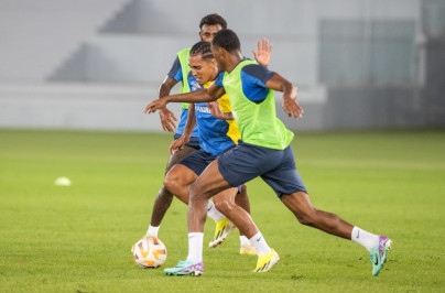 Зимние «Газпром» — тренировочные сборы в Абу-Даби. 19 января, вечерняя тренировка