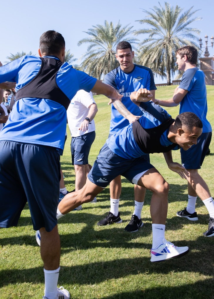 Зимние «Газпром» — тренировочные сборы в Абу-Даби. 22 января утренняя тренировка