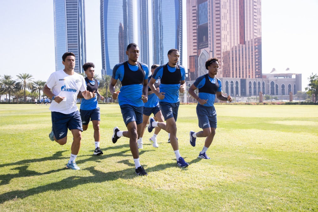 Зимние «Газпром» — тренировочные сборы в Абу-Даби. 22 января утренняя тренировка