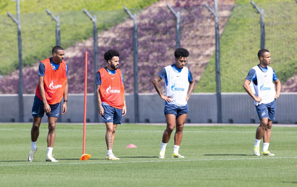 Зимние «Газпром» — тренировочные сборы в Катаре: 3 февраля, утренняя тренировка