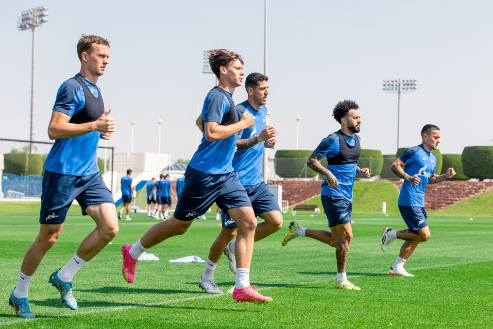 Зимние «Газпром» — тренировочные сборы в Катаре. 10 февраля, утренняя тренировка