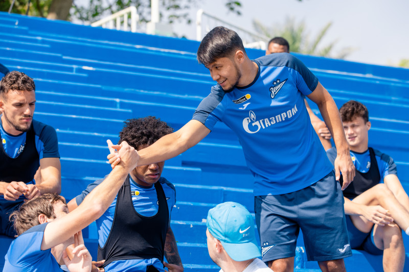 Зимние «Газпром» — тренировочные сборы в Катаре. 10 февраля, утренняя тренировка