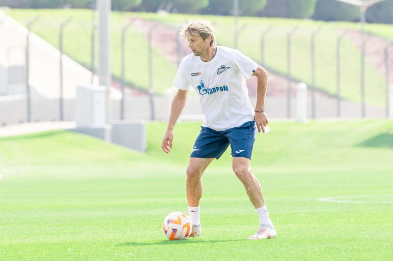 Зимние «Газпром» — тренировочные сборы в Катаре. 10 февраля, утренняя тренировка