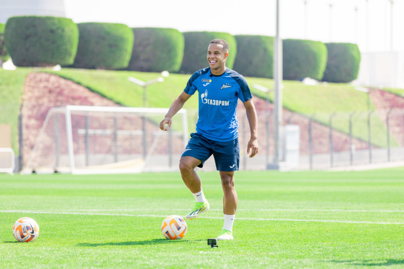 Зимние «Газпром» — тренировочные сборы в Катаре. 10 февраля, утренняя тренировка
