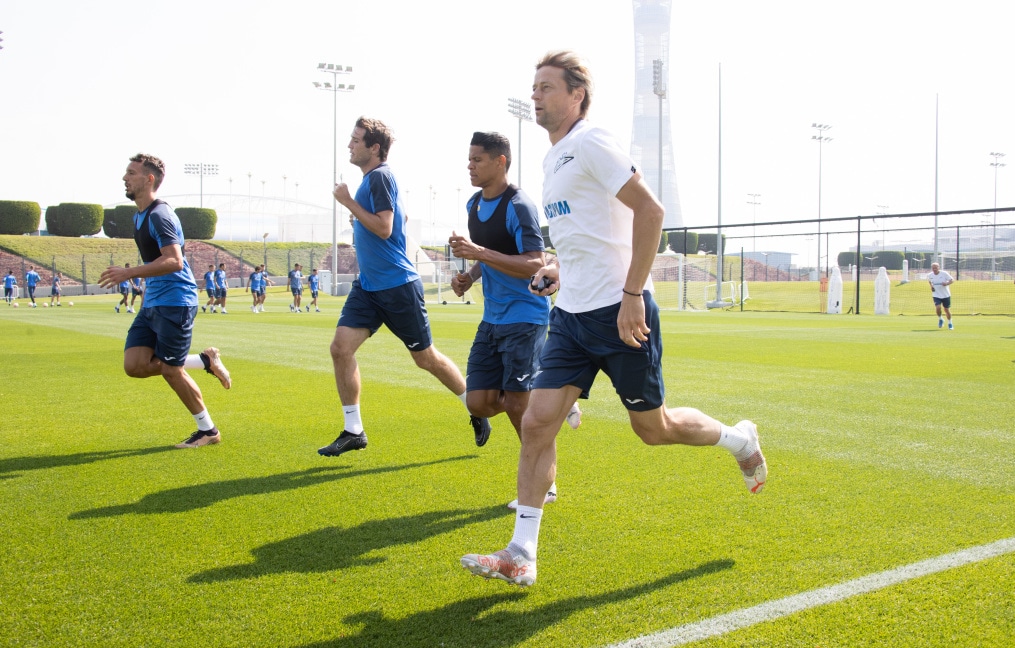 Зимние «Газпром» — тренировочные сборы в Катаре. 10 февраля, утренняя тренировка.