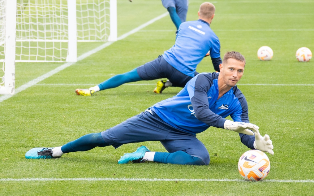 Зимние «Газпром» — тренировочные сборы в Катаре. 11 февраля, утренняя тренировка.