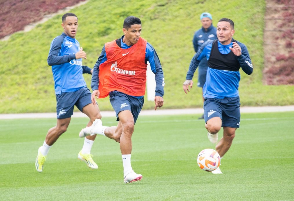 Зимние «Газпром» — тренировочные сборы в Катаре. 11 февраля, утренняя тренировка.