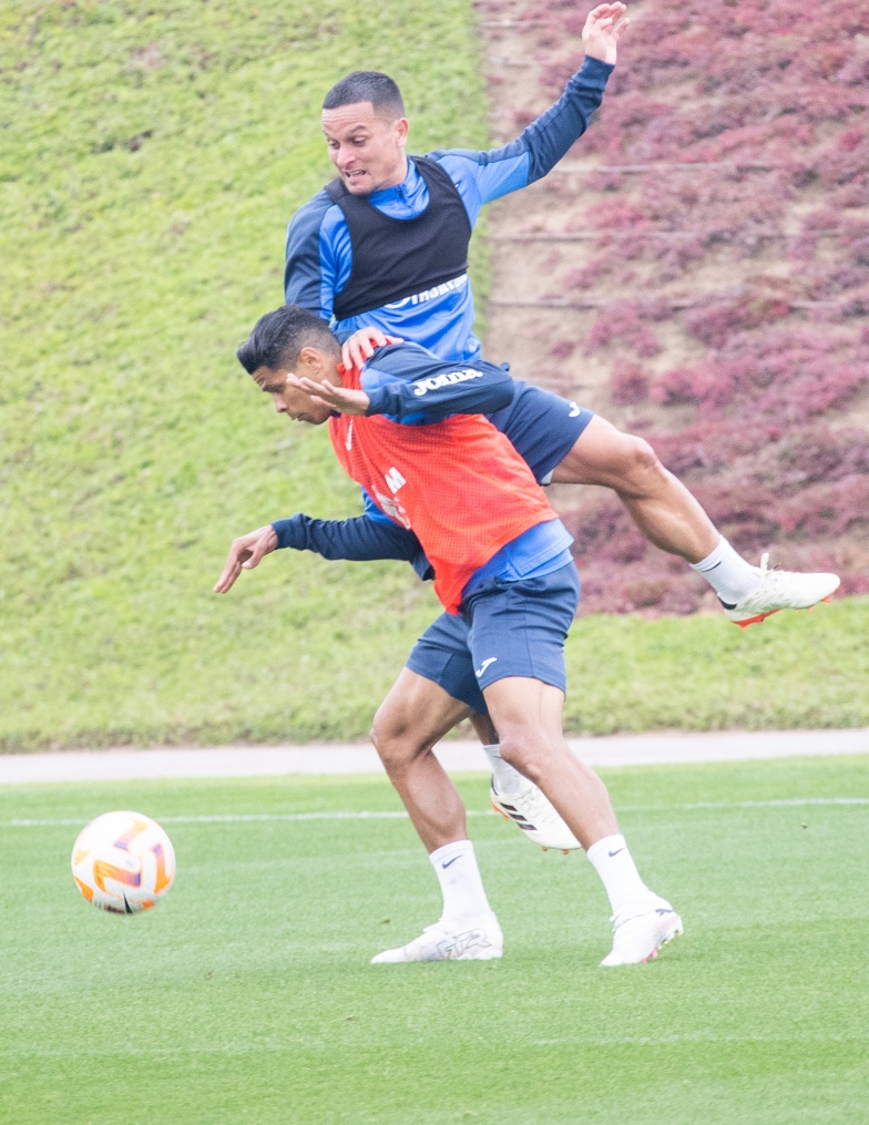 Зимние «Газпром» — тренировочные сборы в Катаре. 11 февраля, утренняя тренировка.