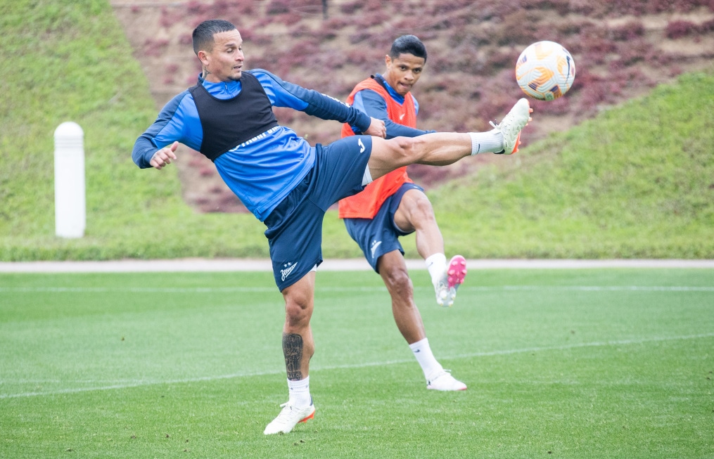 Зимние «Газпром» — тренировочные сборы в Катаре. 11 февраля, утренняя тренировка.