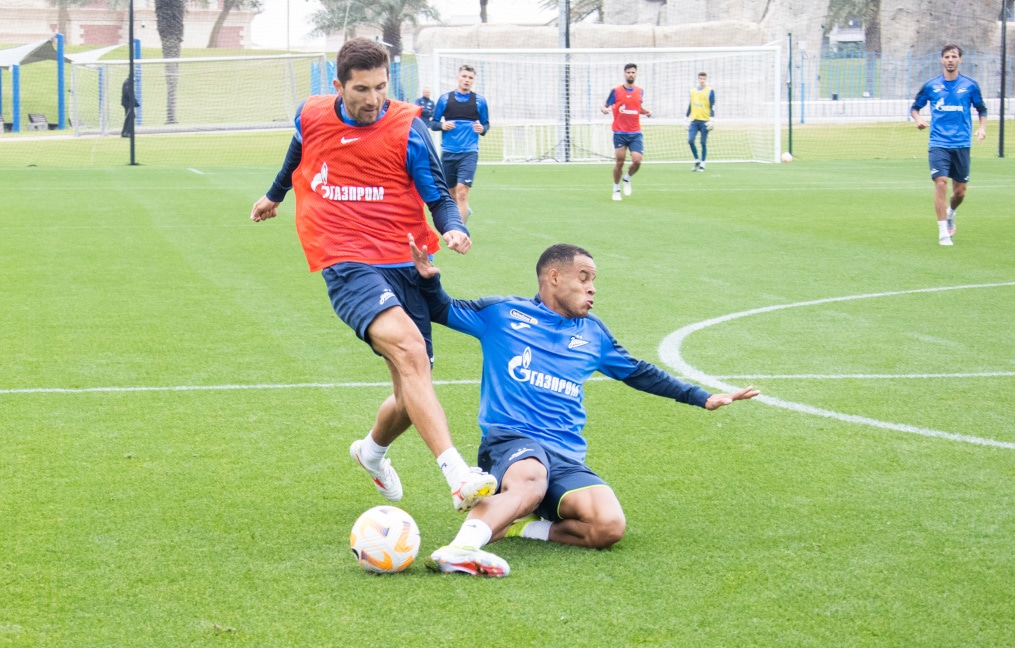 Зимние «Газпром» — тренировочные сборы в Катаре. 11 февраля, утренняя тренировка.