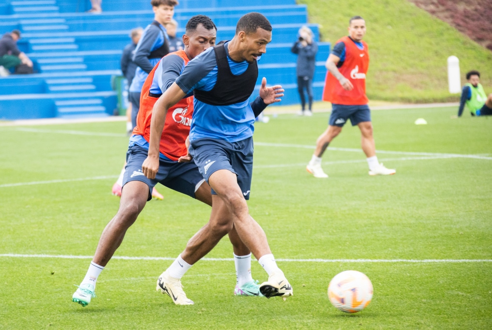 Зимние «Газпром» — тренировочные сборы в Катаре. 11 февраля, утренняя тренировка.