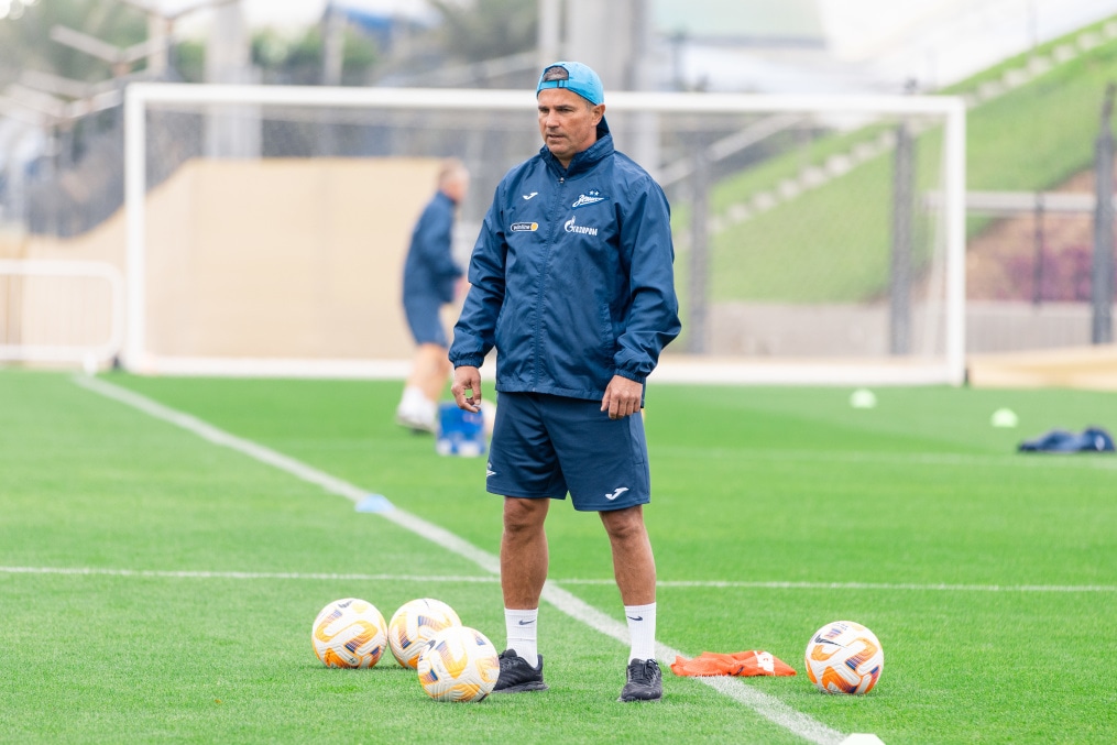 Зимние «Газпром» — тренировочные сборы в Катаре. 11 февраля, утренняя тренировка