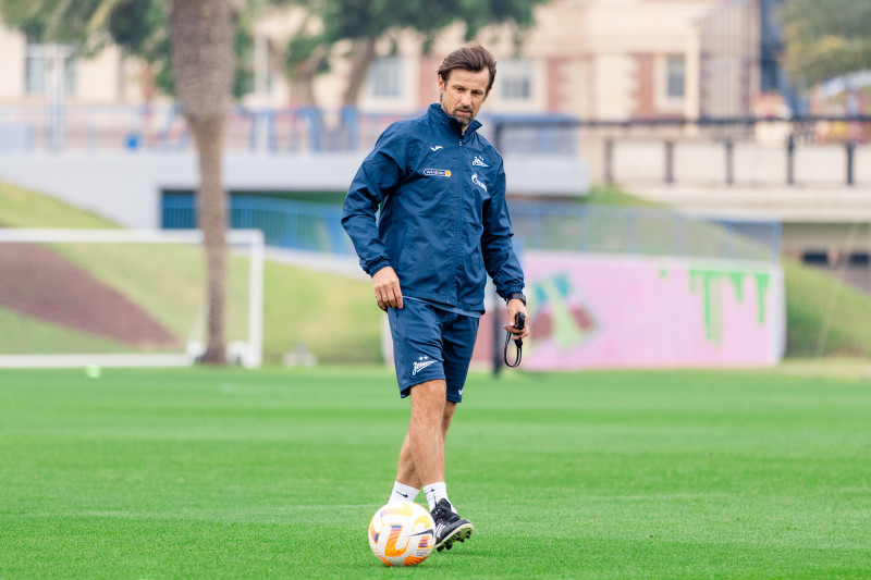 Зимние «Газпром» — тренировочные сборы в Катаре. 11 февраля, утренняя тренировка