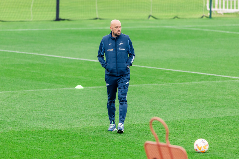 Зимние «Газпром» — тренировочные сборы в Катаре. 11 февраля, утренняя тренировка