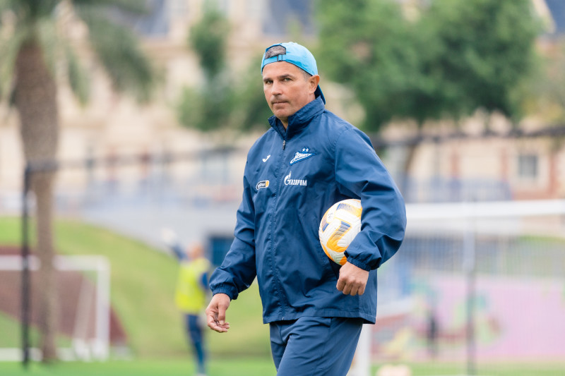 Зимние «Газпром» — тренировочные сборы в Катаре. 11 февраля, утренняя тренировка