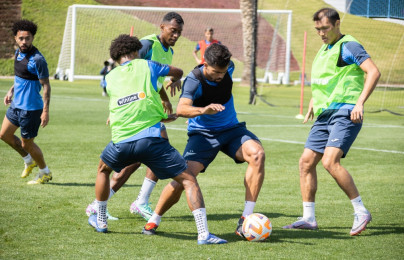 Зимние «Газпром» — тренировочные сборы в Катаре. 12 февраля, утренняя тренировка