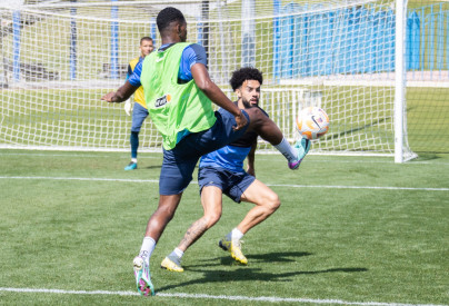 Зимние «Газпром» — тренировочные сборы в Катаре. 12 февраля, утренняя тренировка
