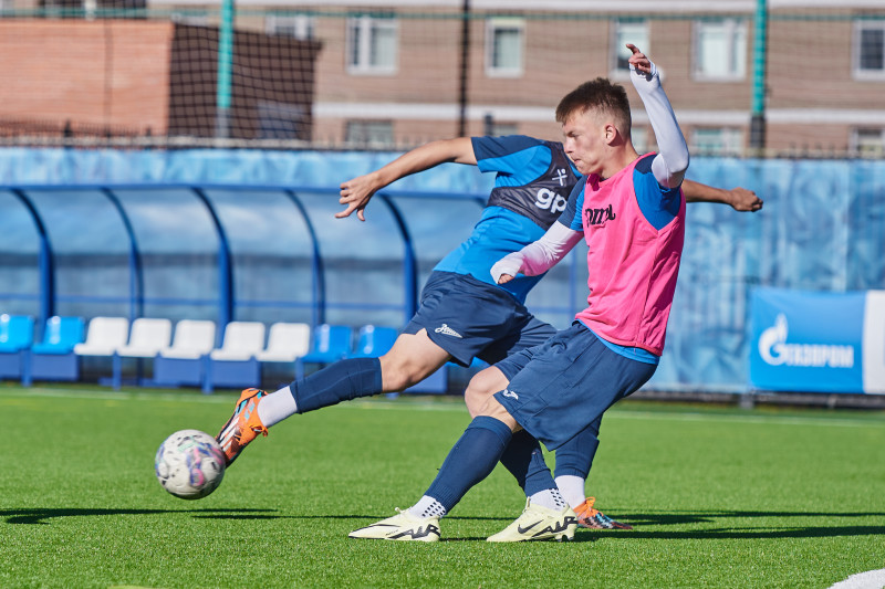 Тренировка «Зенита» U-17 и U-18 перед матчами с «Локомотивом»