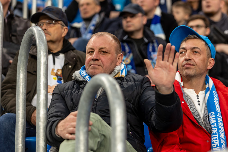 Болельщики на матче «Зенит» — «Спартак»