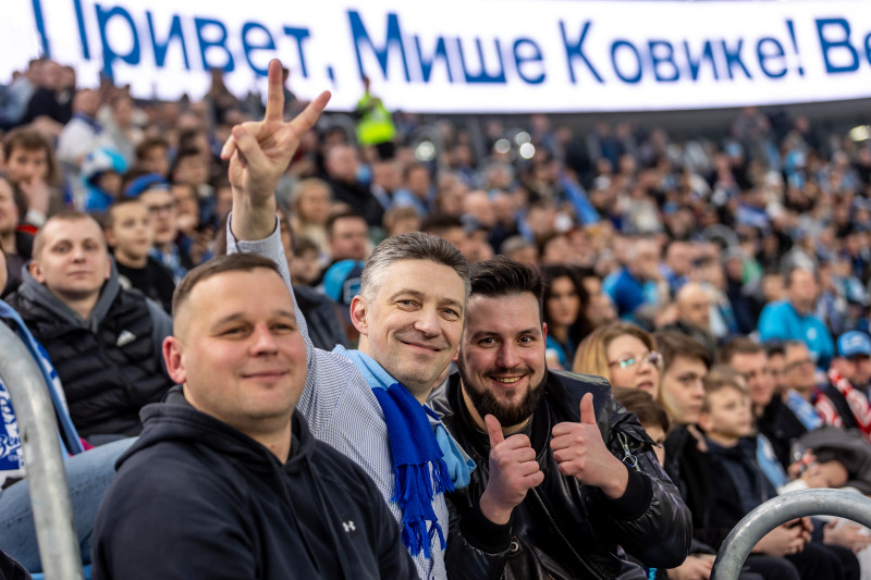 Болельщики на матче «Зенит» — «Спартак»