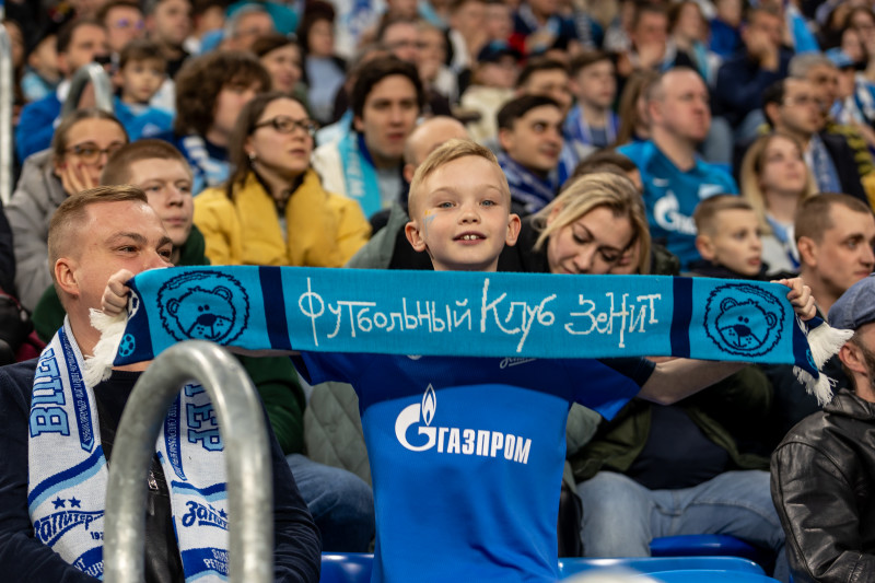 Болельщики на матче «Зенит» — «Спартак»