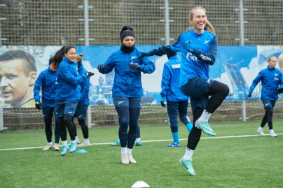 Тренировка женской команды перед матчем с «Локомотивом»