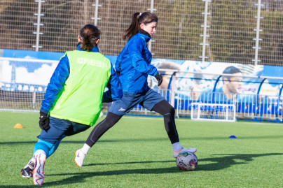 Тренировка женской молодежной команды «Зенит» перед матчем с «Сочи»-м