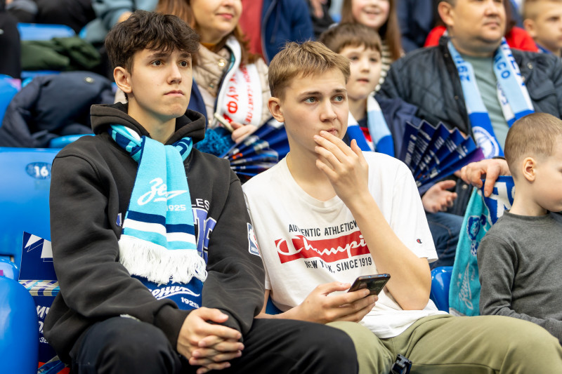 Болельщики на матче «Зенит» — «Оренбург»