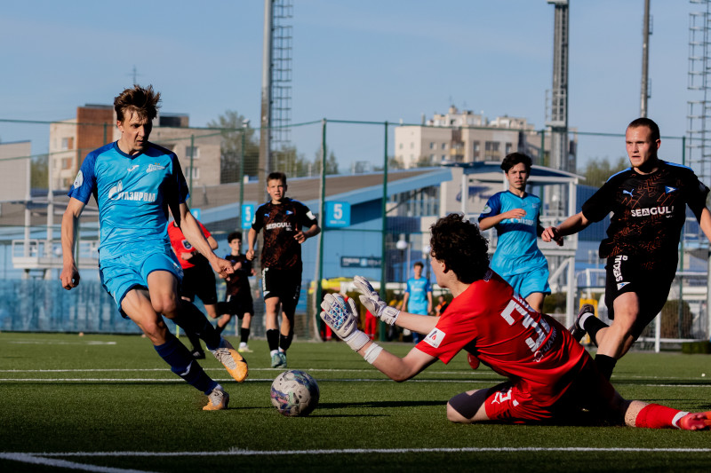 Юношеская футбольная лига-1,  «Зенит» —  «Чайка»