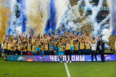 Церемония награждения после матча «Зенит» — «Ростов»