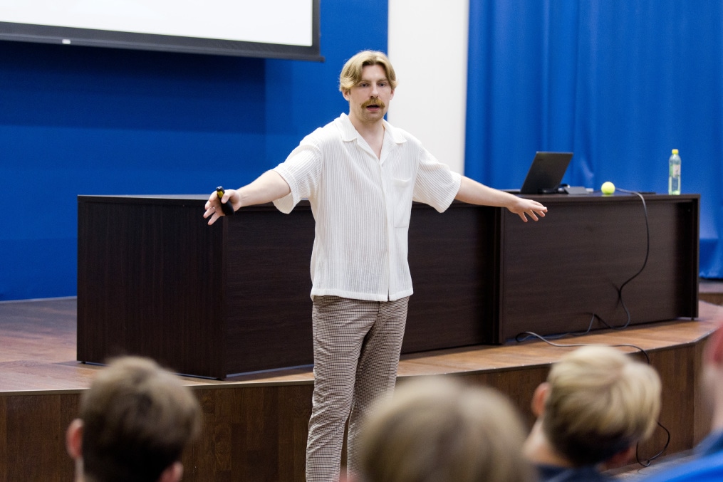 Курс по взаимодействию со СМИ для  воспитанников «Газпром»-Академии