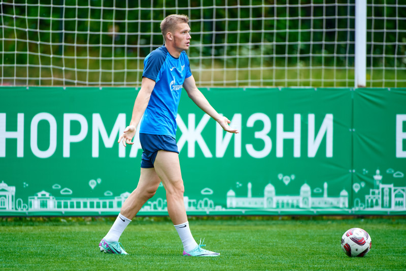 Летние учебно-тренировочные сборы «Зенита»-2 в Железноводске: 20 июля, утренняя тренировка