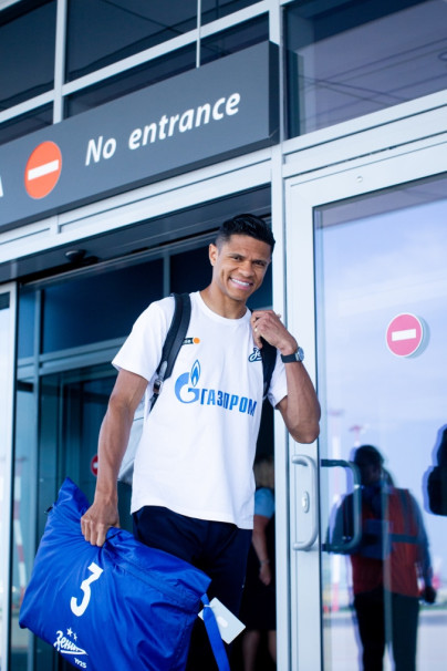 Вылет команды на матч с «Рубином» в Казань