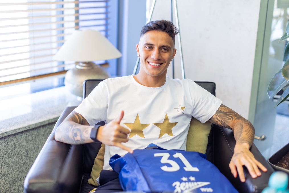 Вылет команды на матч с «Рубином» в Казань