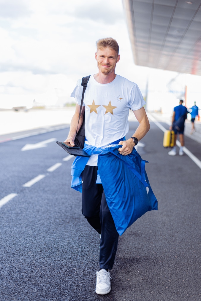 Вылет команды на матч с «Рубином» в Казань