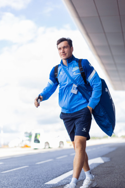 Вылет команды на матч с «Рубином» в Казань