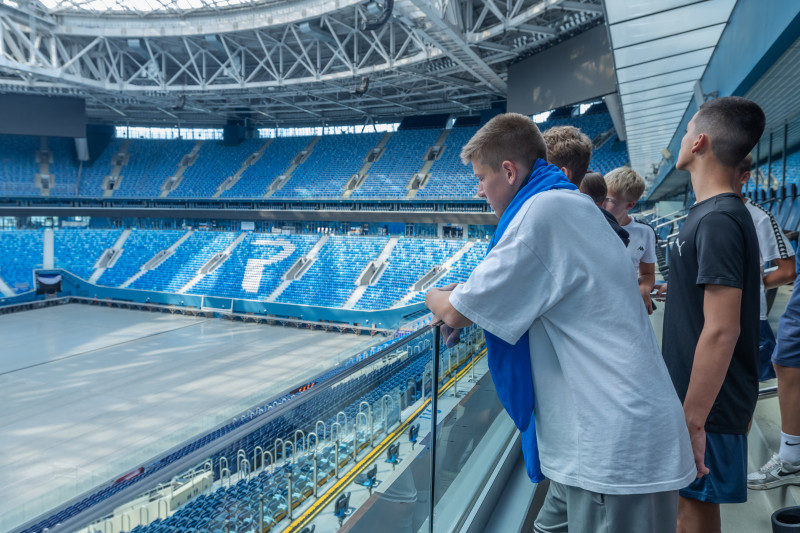 Экскурсия команды «Авангард»-2011 (Курск) на «Газпром Арену»