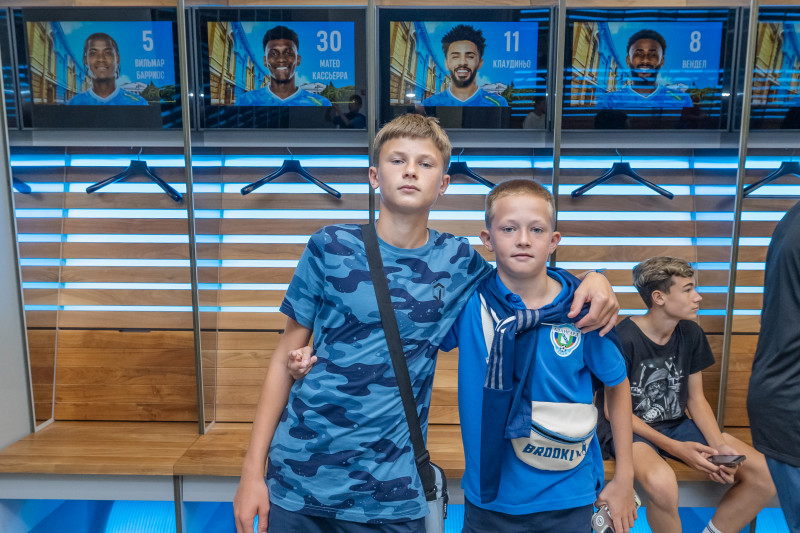 Экскурсия команды «Авангард»-2011 (Курск) на «Газпром Арену»