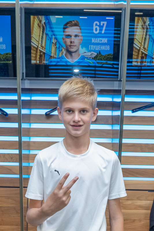 Экскурсия команды «Авангард»-2011 (Курск) на «Газпром Арену»