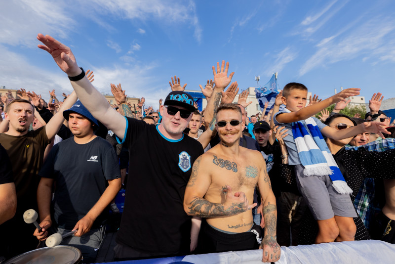 Болельщики на матче «Динамо» (СПб) — «Зенит»-2