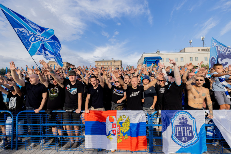 Болельщики на матче «Динамо» (СПб) — «Зенит»-2