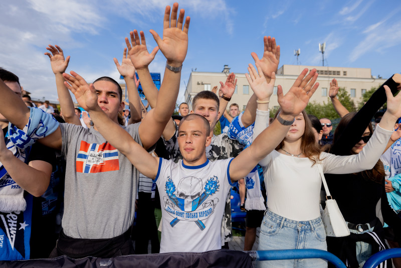 Болельщики на матче «Динамо» (СПб) — «Зенит»-2